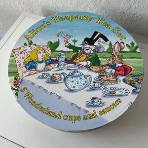 Paul Cardew Alice in Wonderland Tea Set